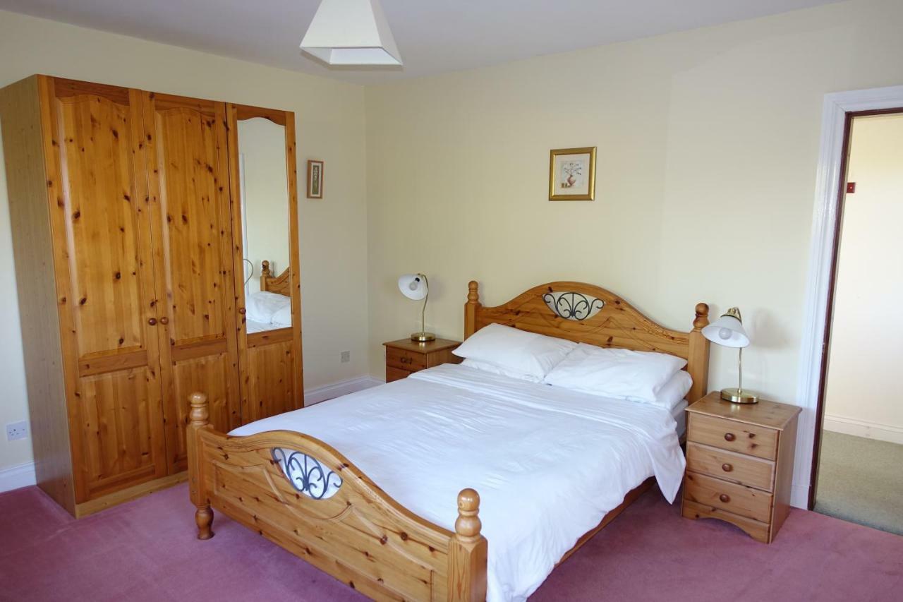 Tyddyn Crwn Country-House Apartments Beaumaris Eksteriør billede